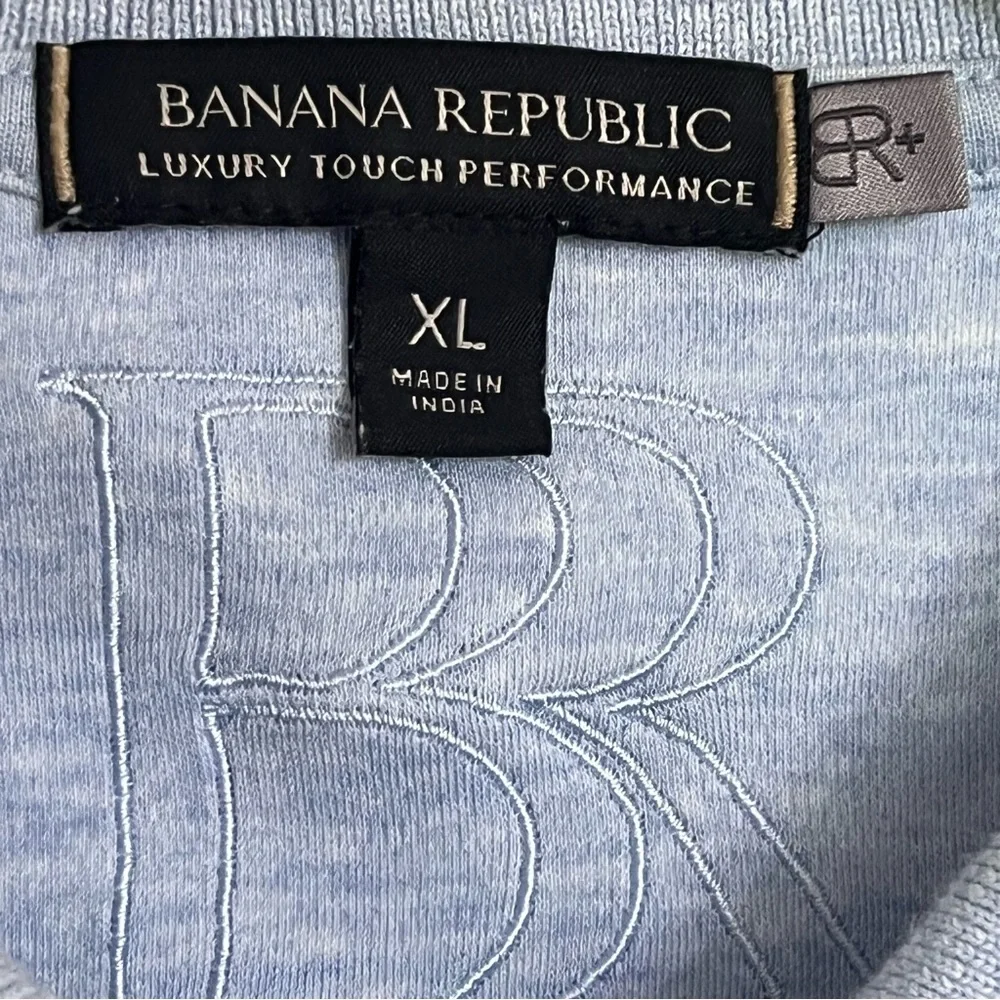 Banana Republic Luxury Touch Performance Men's Size XL Light Blue Polo‎ Shirt
